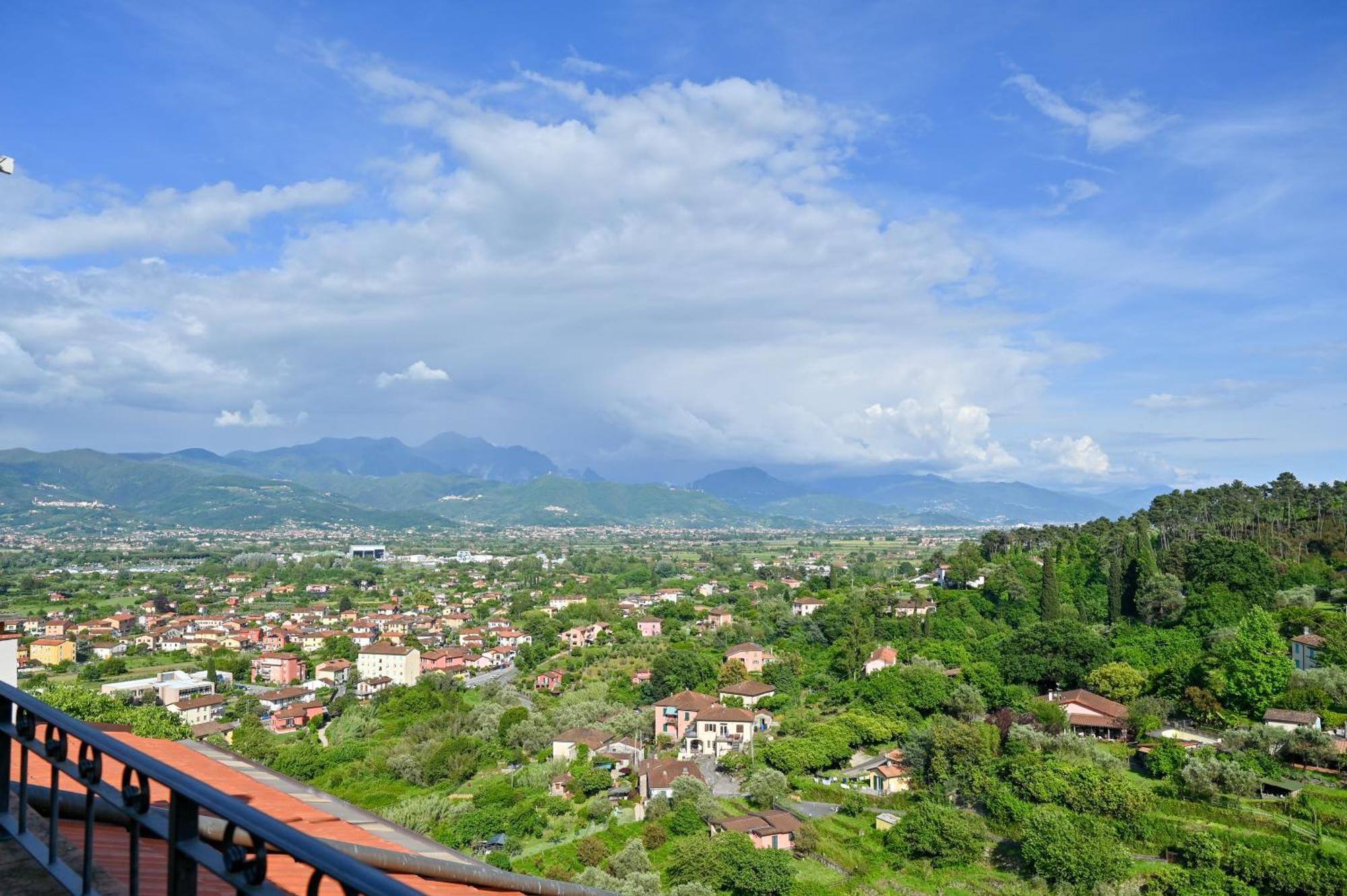 Casa E Mansarda Delle Mura Ameglia Bagian luar foto